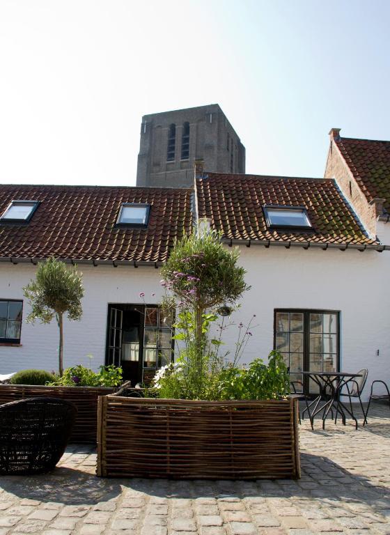 Hotel Het Oud Gemeentehuis Damme Exterior foto